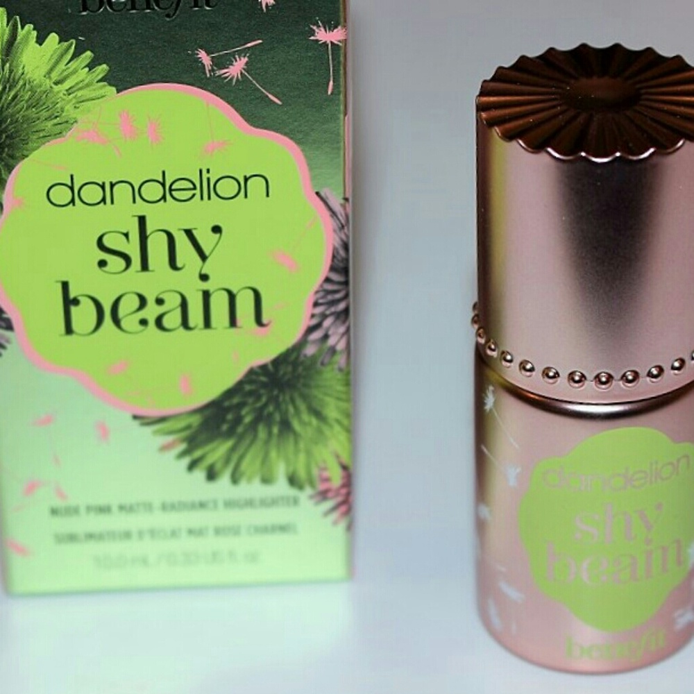 Benefit Dandelion Shy Beam MatteLiquid Highlighter